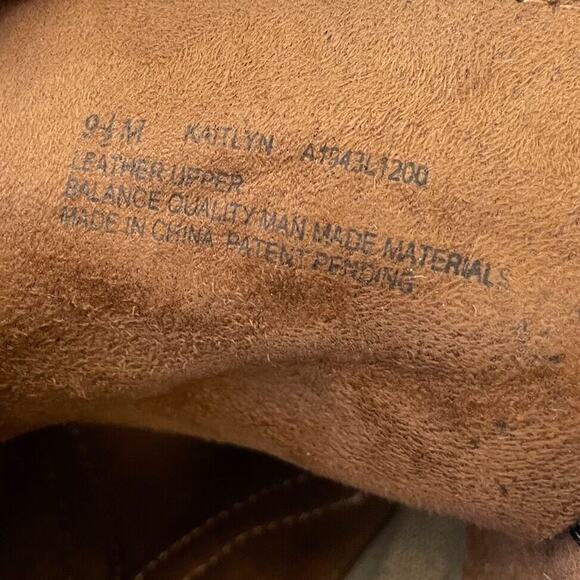 Naturalizer Boots Size 9.5 Brown Suede Wedge Heel Kaitlyn Ankle Bootie Boho - Picture 10 of 11